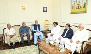 Prime Minister visits PA's speaker house to offer condolences