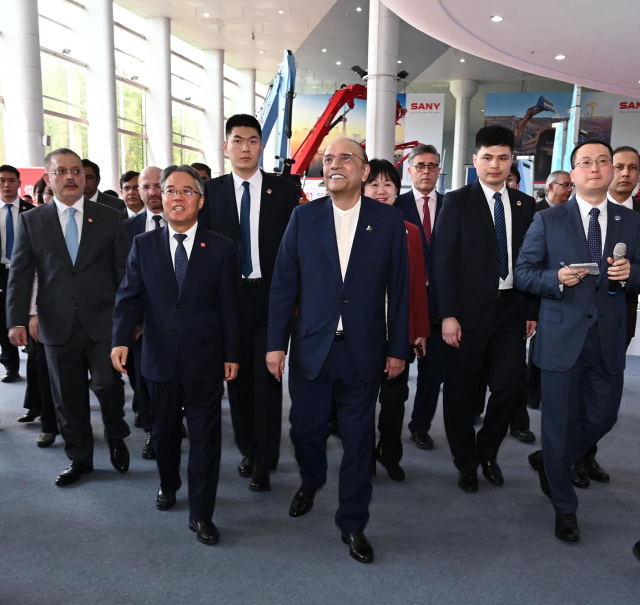 President visits SANY Heavy Industry Changsha, underscores industrial cooperation, technology partnership
