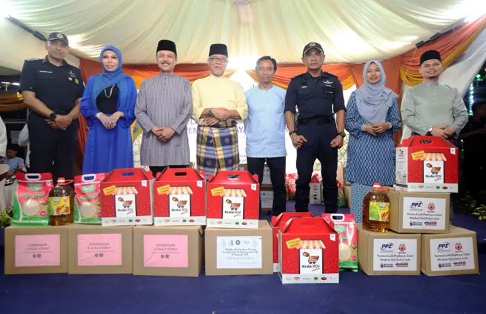 Feature: Benin’s premium “Sugarloaf” pineapples make sweet voyage to China