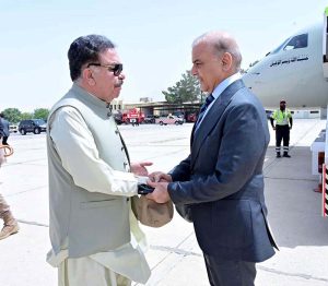 Governor Balochistan Jafar Khan Mandokhel welcomes Prime Minister Muhammad Shehbaz Sharif upon his arrival.