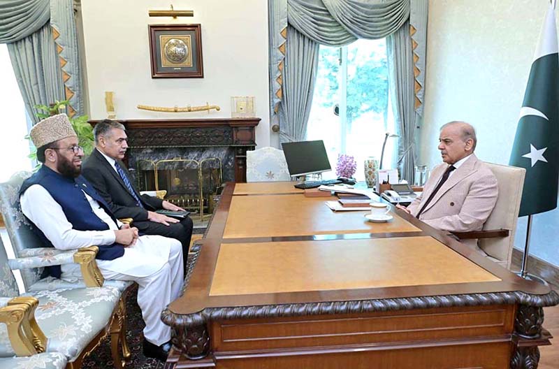 Federal Minister for Religious Affairs Sardar Muhammad Yousaf calls on Prime Minister Muhammad Shehbaz Sharif