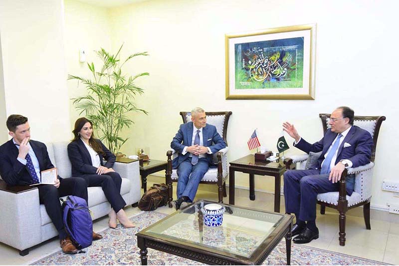 Federal Minister for Finance and Revenue Senator Muhammad Aurangzeb holding a meeting with S. Paul Kapur, Assistant Secretary, Bureau of South and Central Asian Affairs, United States at the Finance Division. Kapur was accompanied by U.S. Chargé d'Affaires Ms. Natalie A. Baker