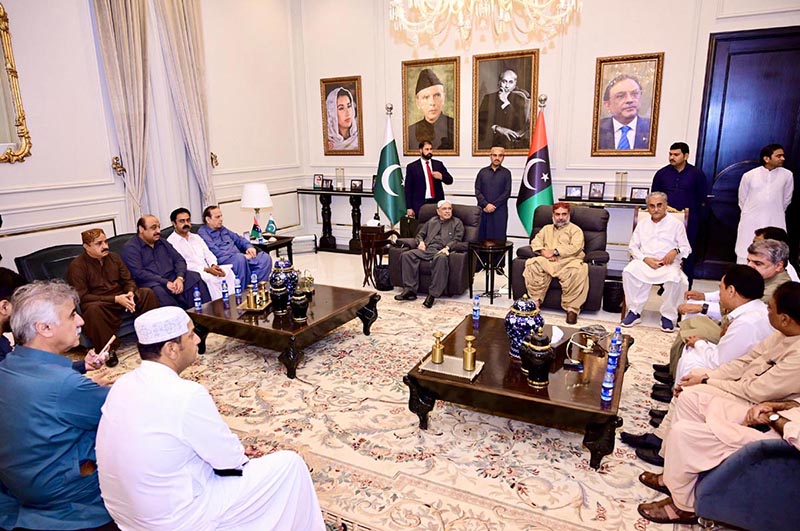 President Asif Ali Zardari meeting Deputy Speaker National Assembly Syed Ghulam Mustafa Shah and members of the National and Sindh Assemblies at Zardari House, on the occasion of Eid-ul-Azha