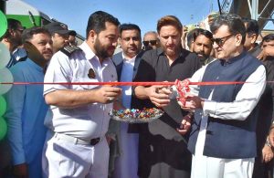 Federal Secretary Ministry of Railways Syed Mazhar Ali Shah inaugurating launch of new Awam Express train service at Railways Station Peshawar, Cricket legend Shahid Afridi also accompanied him