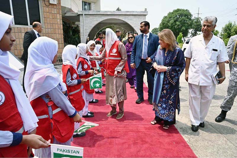 First Lady Bibi Aseefa Bhutto Zardari visiting the exhibition titled "Humanitarian Journey of PRCS" during her visit to the Pakistan Red Crescent Society Headquarters