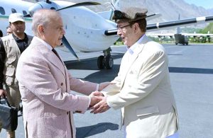 Prime Minister Muhammad Shehbaz Sharif arrives at Gilgit Baltistan. Governor GB Syed Mehdi Shah received the Prime Minister upon his arrival.