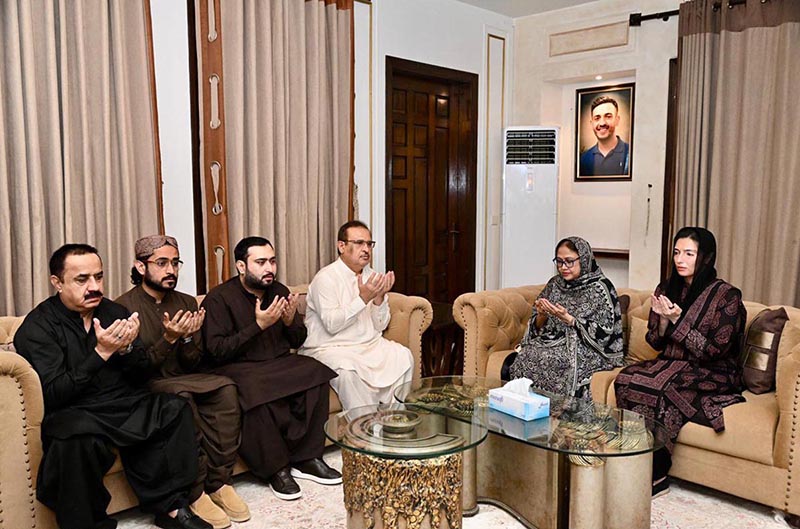 First Lady and MNA, Bibi Aseefa Bhutto Zardari and Central President of PPP Women Wing Faryal Talpur offering condolences to MNA Ejaz Jakhrani on the demise of his son