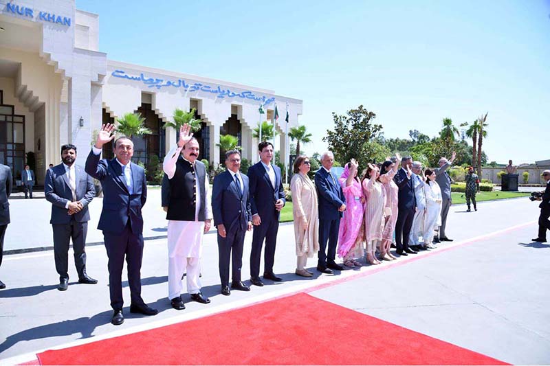 Dr. Tariq Fazal Chaudhary, Federal Minister for Parliamentary Affairs, sees off His Highness Prince Rahim Aga Khan