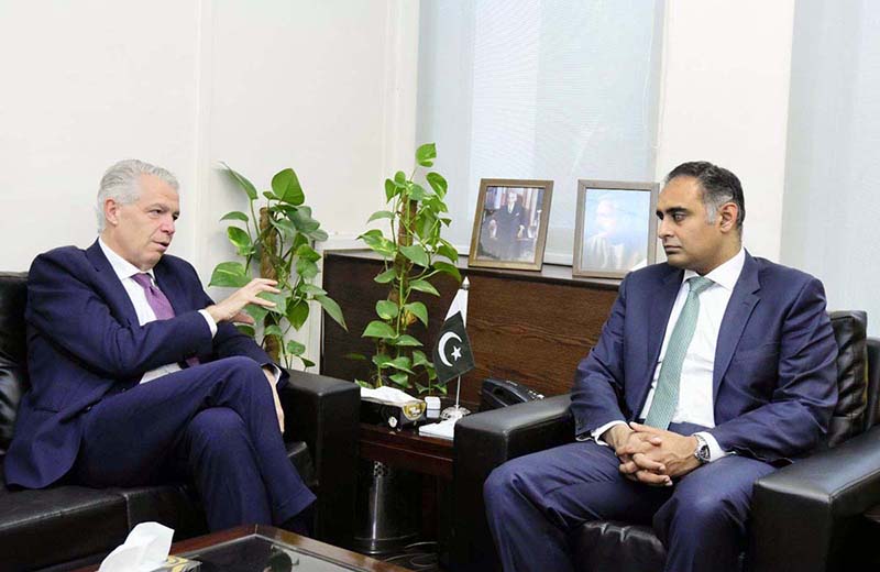 Minister of State for Finance and Revenue, Bilal Azhar Kayani, in a meeting with a high-level delegation from Philip Morris International (PMI) led by Marco Mariotti. The meeting focused on the company’s economic footprint in Pakistan and the government’s commitment to maintaining a stable fiscal environment for large-scale international investors