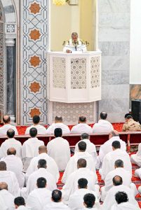Imam of the Prophet's Mosque Sheikh Ali Al-Hudhaifi delivered the Arafah sermon at Namirah Mosque