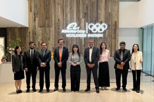 Special Assistant to the Prime Minister on Industries and Production Haroon Akhtar Khan in a group photo with Alibaba Group