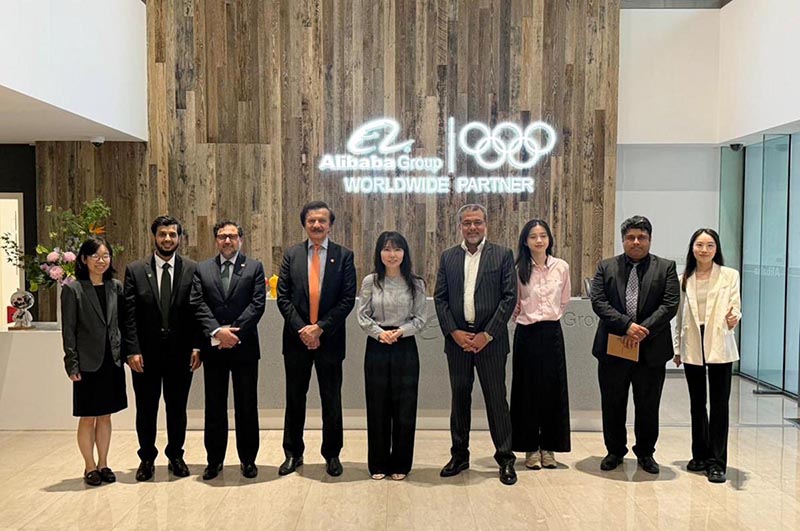 Special Assistant to the Prime Minister on Industries and Production Haroon Akhtar Khan in a group photo with Alibaba Group