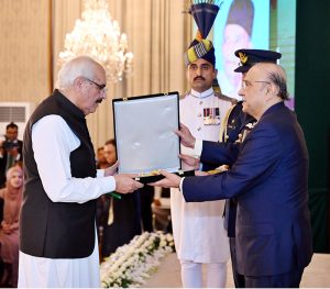 President Asif Ali Zardari confers Nishan-i-Imtiaz posthumously upon late Nawabzada Nasrullah Khan. The award is received by his son at an investiture ceremony at Aiwan-e-Sadr