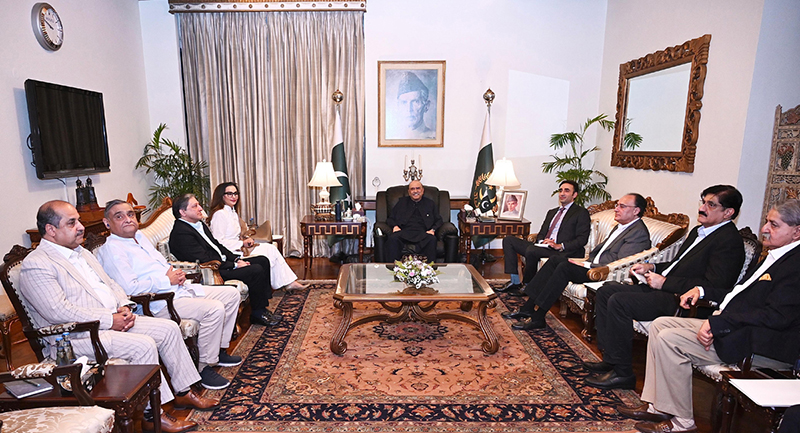 President Asif Ali Zardari chairs a pre-budget consultative meeting at Aiwan-e-Sadr