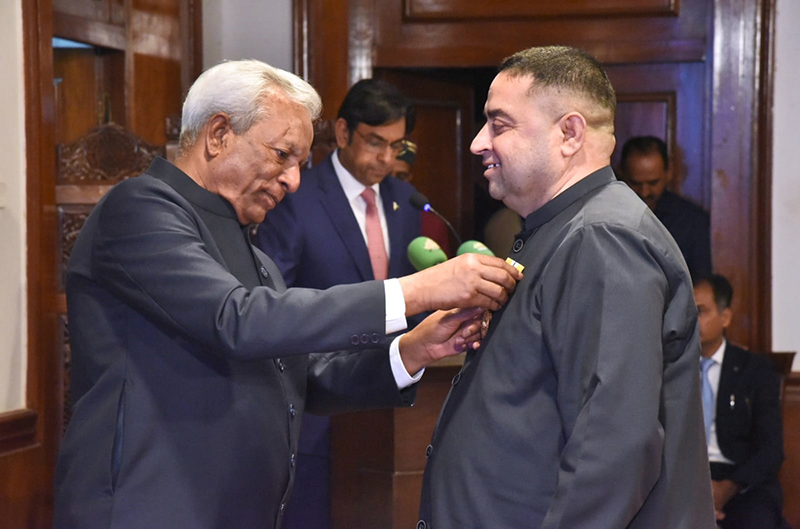 Sindh Governor, Syed Muhammad Nehal Hashmi confers civil award the Hilal-e-Imtiaz to Abid Hussain Lashari at Governor House