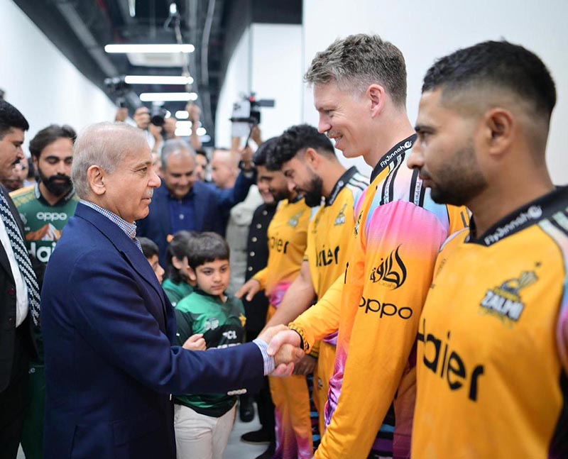 Prime Minister Muhammad Shehbaz Sharif meets the players of Peshawar Zalmi and Hyderabad Kingsmen, the finalists of the PSL at Qadafi Stadium
