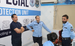 DIG Rana Umar reviews SPU security system, Chinese nationals’ protection measures