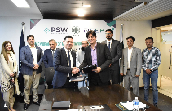 PSW and NITB officials during the signing ceremony