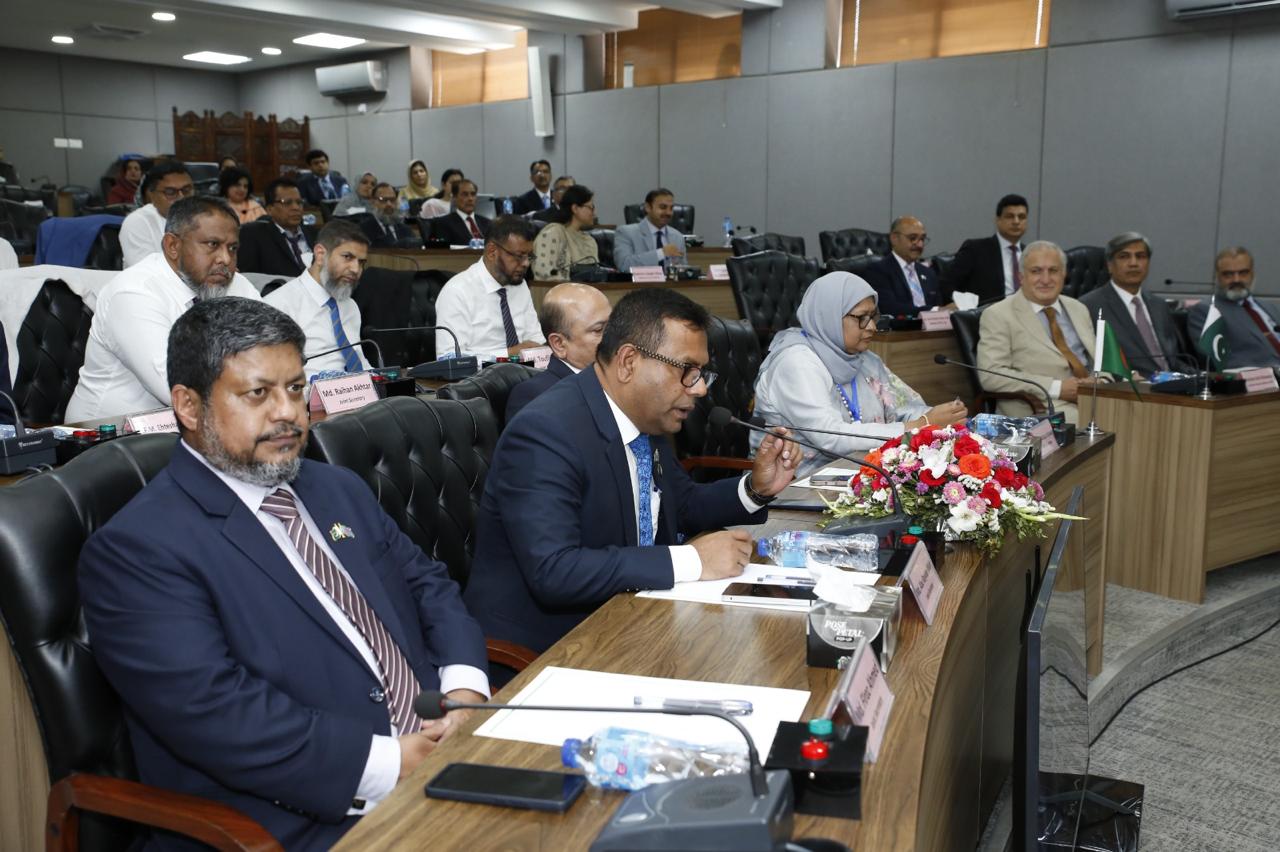 Senior civil officers of Bangladesh visit NIPA