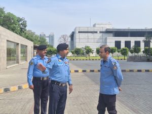 DIG Rana Umar reviews security of top courts in Islamabad
