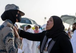 Female Saudi Border Guard officers join Hajj duty to guide, protect pilgrims