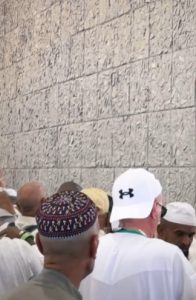 Millions stone biggest Jamarat as Eid rituals begin in Mina