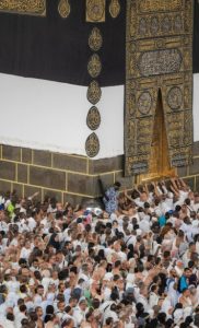 After stoning ritual, pilgrims throng Grand Mosque for Tawaf Al-Ifadah