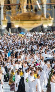 After stoning ritual, pilgrims throng Grand Mosque for Tawaf Al-Ifadah