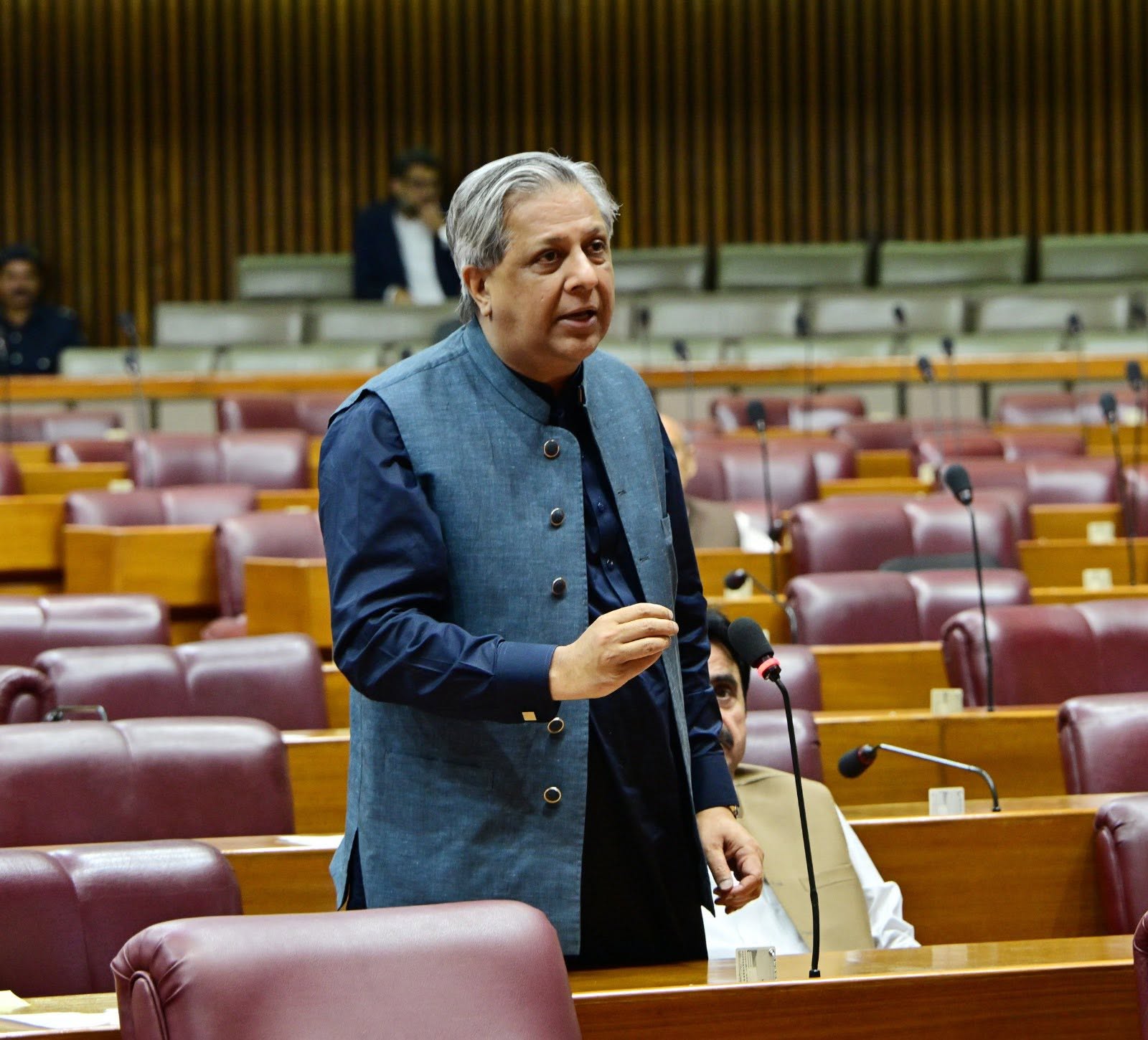 Ministers pay utility bills themselves: Azam Nazeer