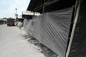 A devastating view of burnt and charred shops at H-9 Bazaar following a major fire incident that gutted scores of commercial stalls in the market a few days ago