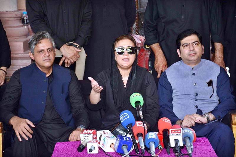 Provincial Minister for Information Azma Bokhari is addressing a press conference about Muharram security arrangements at Clock Tower Chowk