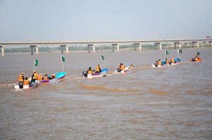Rescue 1122 teams demonstrated emergency rescue and life-saving techniques during the third pre-flood preparedness mock exercise held at Head Muhammad Wala on the Chenab River.