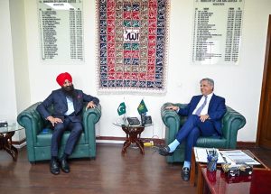 Punjab Minister for Minorities Affairs, Sardar Ramesh Singh Arora, called on Federal Minister for Law & Justice and Human Rights, Senator Azam Nazeer Tarar. Minister of State for Law and Justice, Barrister Aqeel Malik, was also present during the meeting. The discussion focused on minority welfare, interfaith harmony and ongoing efforts to promote an inclusive and rights-based society.