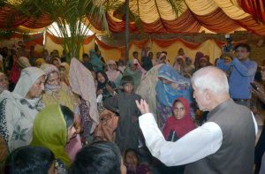 Federal Minister for board of investment Qaiser Ahmad Sheikh talking to media at Chak # 131 Loony Wala after inauguration of Medical Camp.