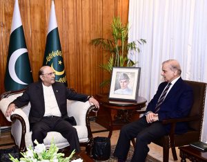 President Asif Ali Zardari talking to Prime Minister Muhammad Shehbaz Sharif at Aiwan-e-Sadr.