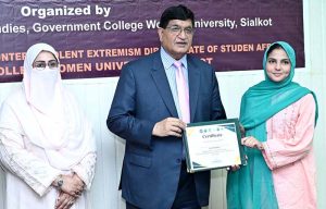 Acting Vice Chancellor Professor Dr. Muhammad Zia-ul-Haq GCWUS addressing to the National seminar on Dukhtaran-E-Pakistan The Role of Women In Peace building & Countering violent Extremism organized by GCWUS.