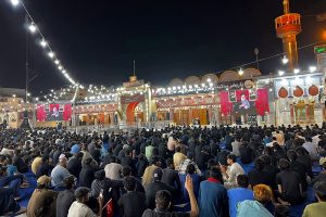 Ayatullah Syed Aqeel-ul-Gharavi addressing the Majlis e Aza gathering during Muharram ul haram at Imambargah Shuhada-e-Karbala Ancholi
