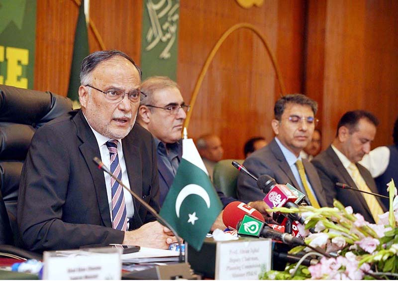 Federal Minister for Planning, Development & Special Initiatives Prof. Ahsan Iqbal delivering opening remarks at the inaugural session of the Annual Plan Coordination Committee (APCC) meeting held at the MoPDSI