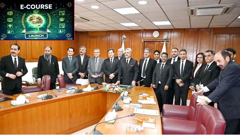 Honorable the Chief Justice of Pakistan and Honorable Justice Miangul Hassan Aurangzeb along with Representatives of the Bar Councils at the launch event of E-Course for Law Professionals-2026 at Supreme Court of Pakistan