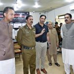 Commissioner Bahawalpur Irfan Ali Kathia and Regional Police Officer Bahawalpur Ghazi Muhammad Salahuddin being briefed about security monitoring and arrangements made for the 9th Muharram processions during their visit to the District Control Room