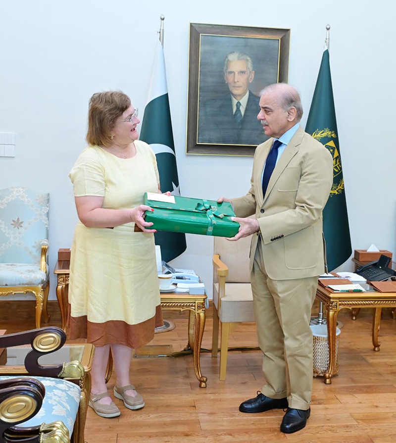 The outgoing Ambassador of Italy to Pakistan, Ms. Marilina Armellin paid a farewell call on Prime Minister Muhammad Shehbaz Sharif at the Prime Minister's Office today. Appreciating the Ambassador's contributions in strengthening Pakistan-Italy relations during her tenure the Prime Minister conveyed his best wishes to her