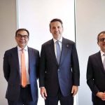 Adviser to the Prime Minister on Privatisation, Muhammad Ali and Federal Minister for Power, Sardar Awais Ahmad Khan Leghari with Türkiye's Minister of Energy and Natural Resources, Alparslan Bayraktar at a high level consultative meeting