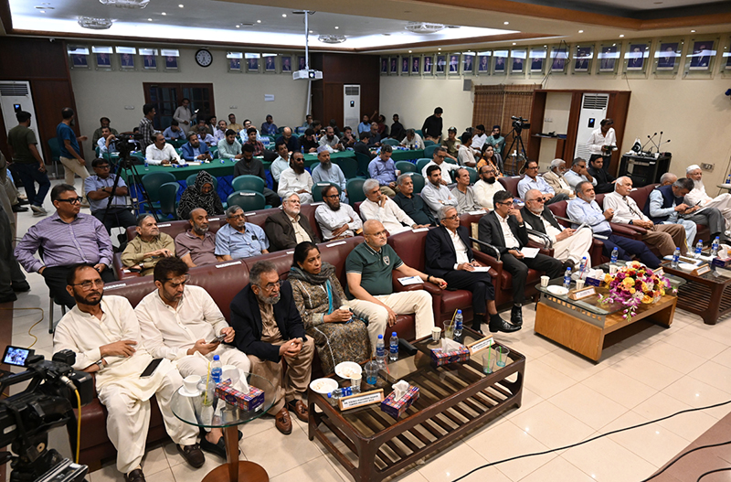 Chairman BMG Zubair Motiwala, along with Acting President KCCI Mohammad Raza and members of the business community, listen to the Federal Budget 2026–27 speech by Finance Minister Muhammad Aurangzeb during a live broadcast at the Karachi Chamber of Commerce & Industry (KCCI) Auditorium