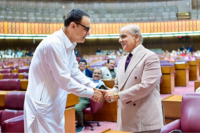 Prime Minister Muhammad Shehbaz Sharif meets with the Parliamentarians during the budget session of the National Assembly