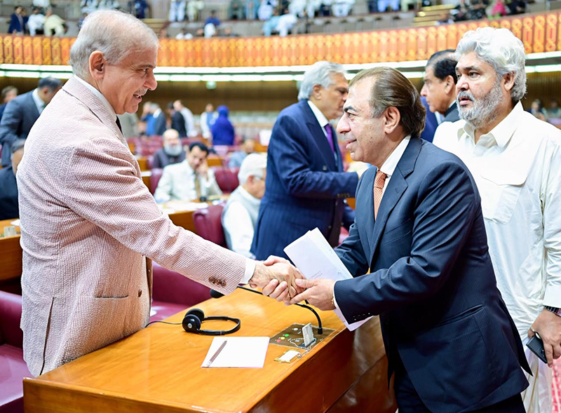 Prime Minister Muhammad Shehbaz Sharif meets with the Parliamentarians during the budget session of the National Assembly