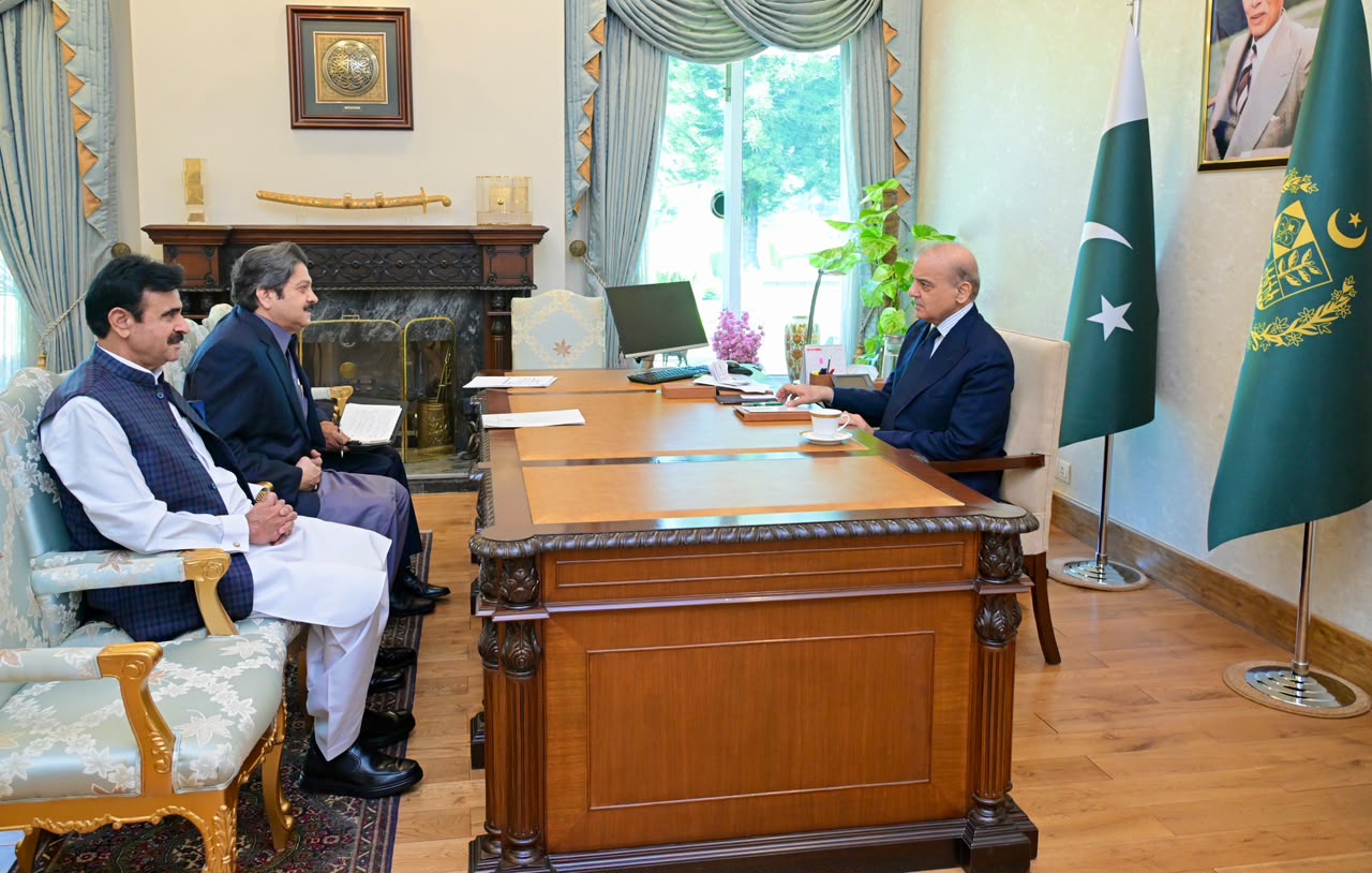 MNAs call on PM to brief on ongoing development, public welfare projects