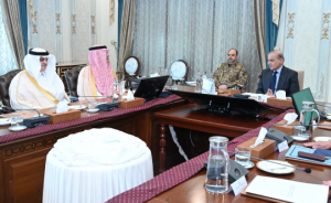 PM vows to expand economic ties with Saudi Arabia