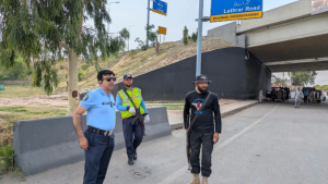 DIG Tariq reviews security arrangements at duty points