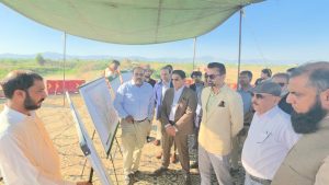 Housing Secretary reviews F-14/F-15 progress, directs swift completion of development works, resolution of land issues