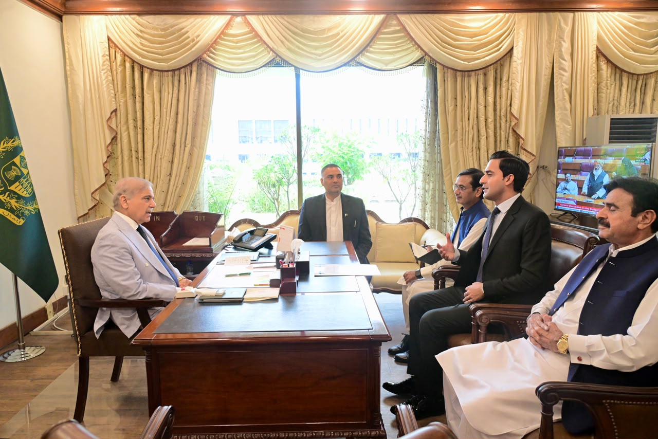 Parliamentarians laud PM for his successful global peace efforts